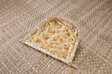 Kalpathy Store Rice Arikondatttam/Karuvadam (White) - Sun-Dried Rice Crackers, 250g Ziplock Pack